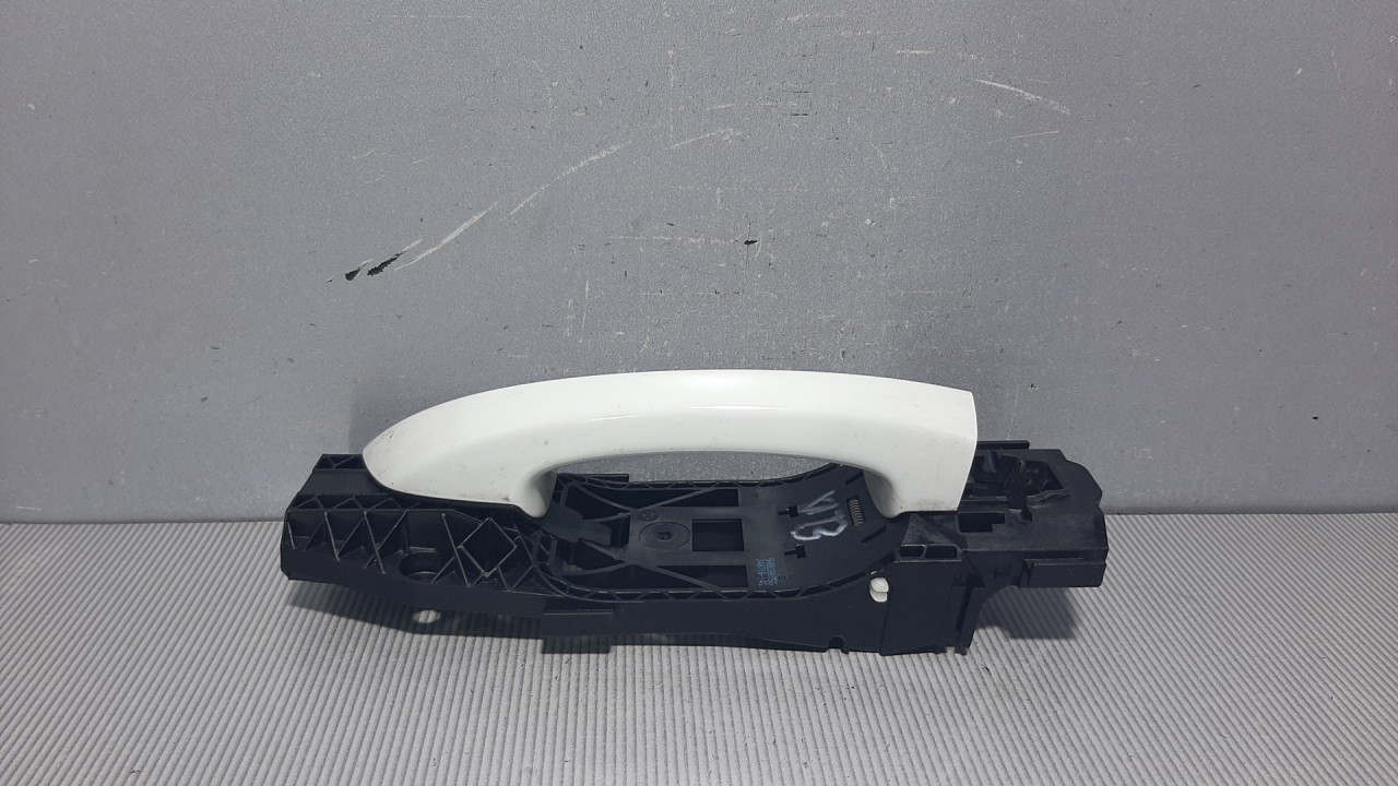 DIJELOVI RUCKA VRATA VW GOLF 6 > 08-12 5N0839885G