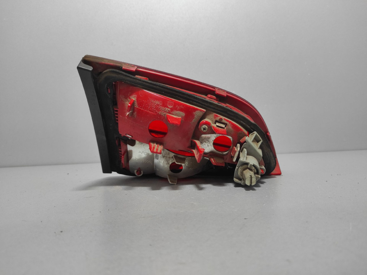 STOP SVJETLO AUDI A4 (B8) > 07-11 21968002