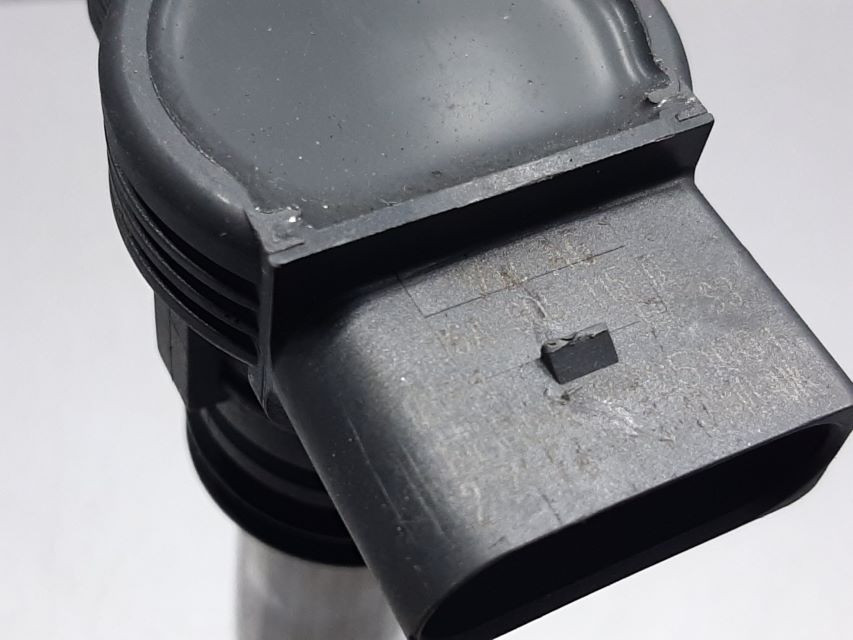 DIJELOVI BOMBINA AUDI A3 > 96-03 06A905115D