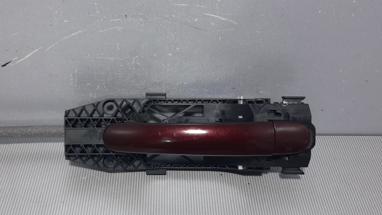 DIJELOVI RUCKA VRATA VW UP > 12-16 5N0837017E