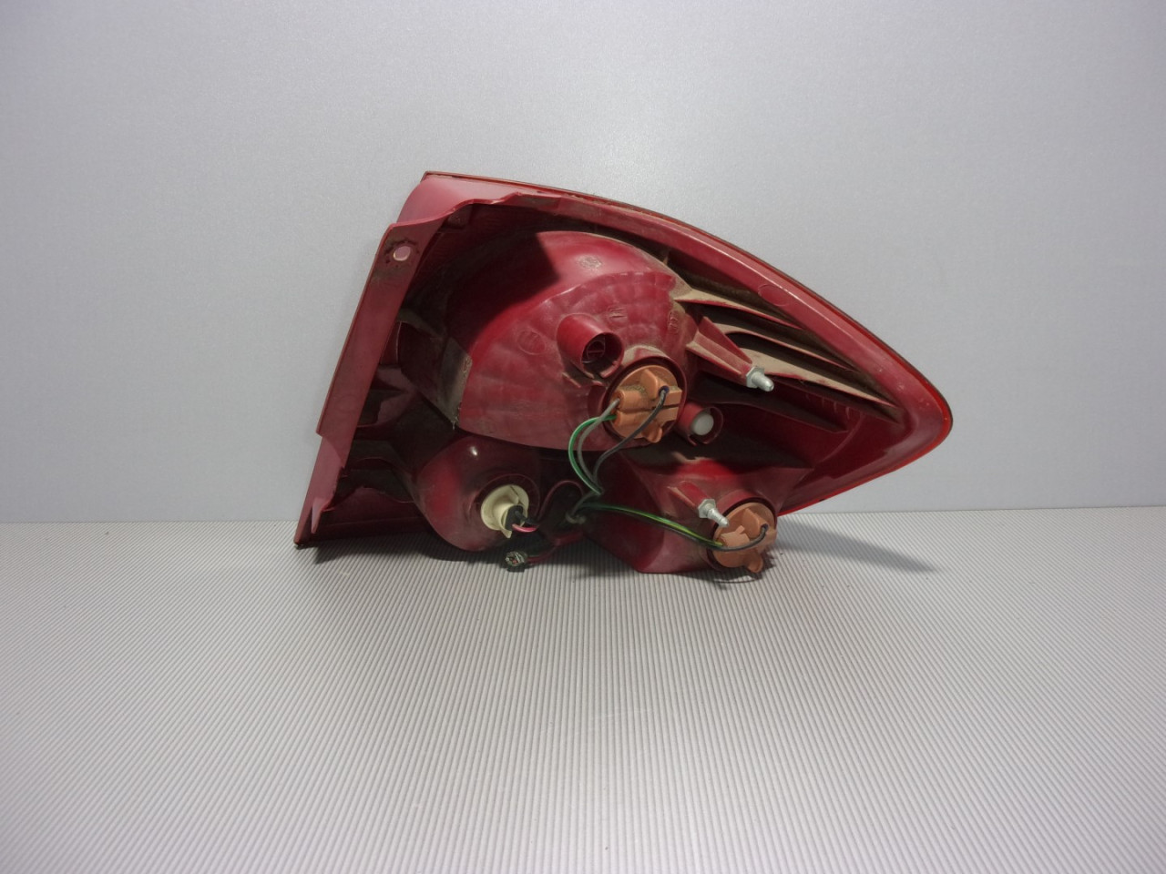 STOP SVJETLO HYUNDAI GETZ > 02-05 HN330015 924011CXXX