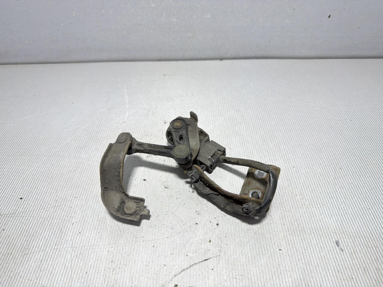 SENZOR NIVELACIJE FAROVA MERCEDES B KLASA (W246) > 14-19 A0045429