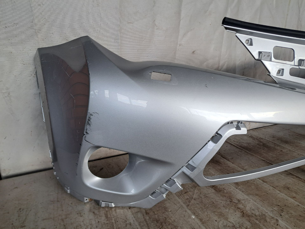 DIJELOVI BRANIK TOYOTA RAV 4 > 13-15 5211942A