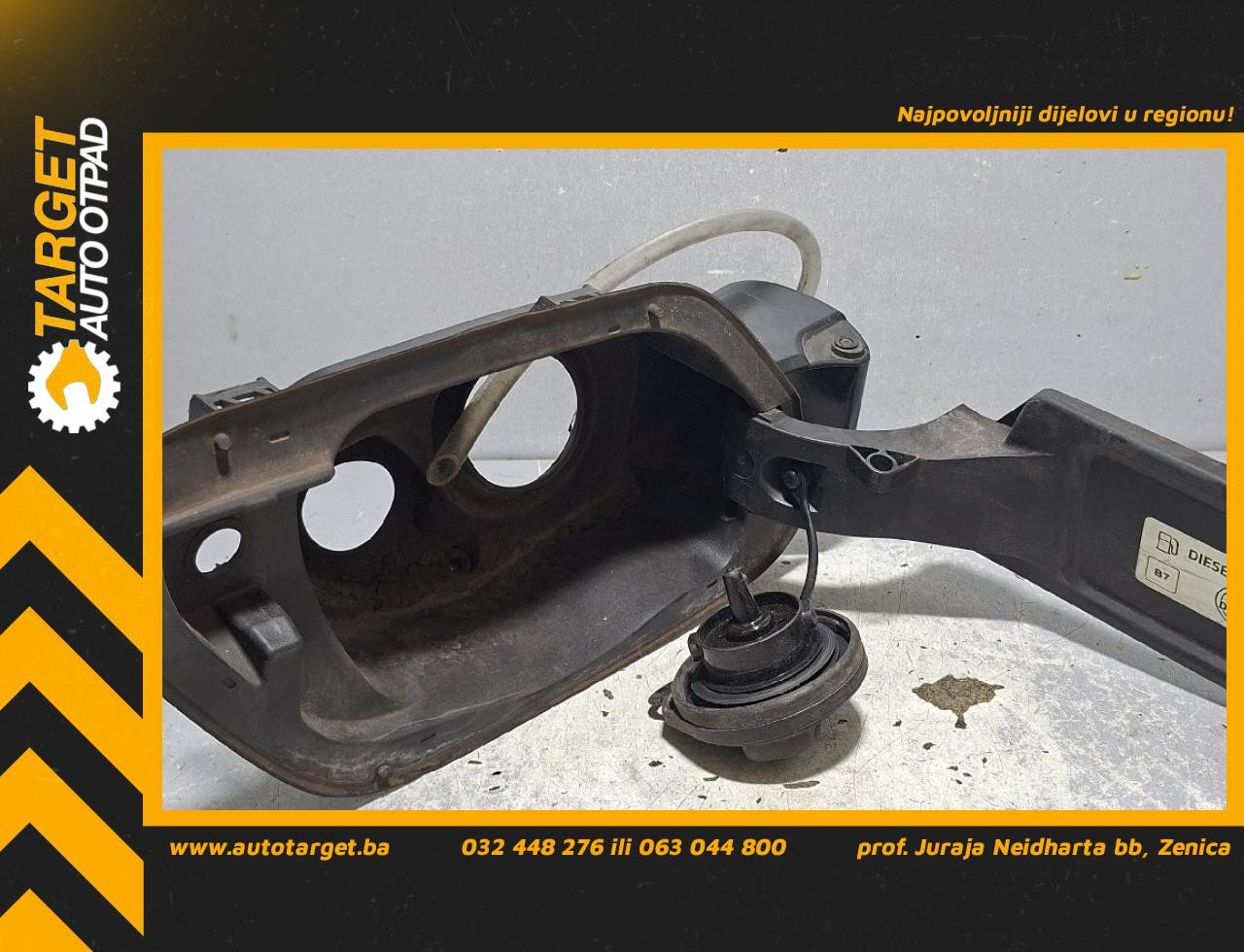 DIJELOVI POKLOPAC REZERVOARA VW GOLF 8 > 19- 2.0 5H0809857