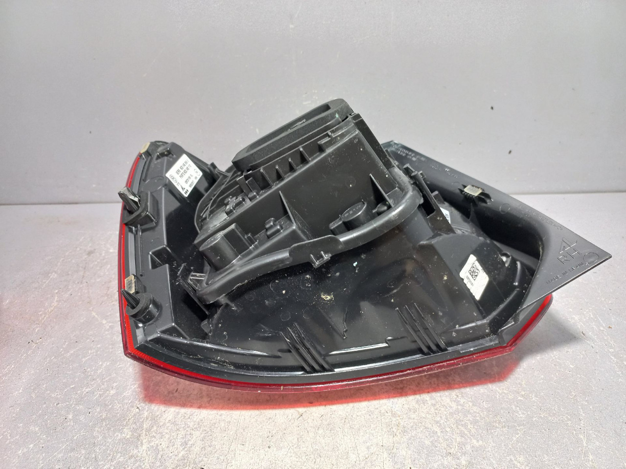DIJELOVI STOP SVJETLO VW POLO > 14-17 6C0945096K