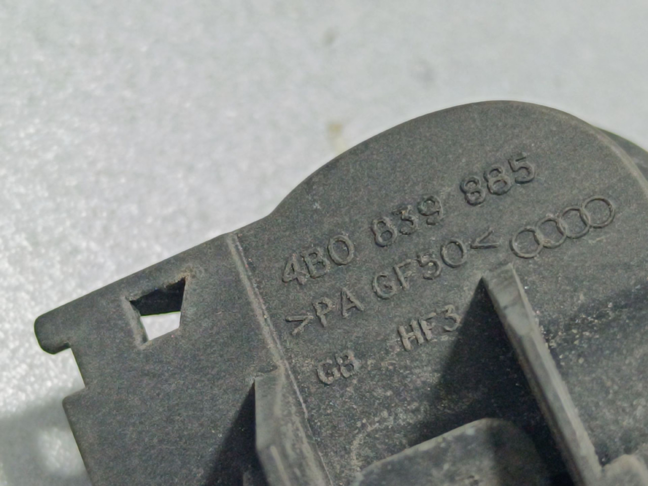 DIJELOVI RUCKA VRATA AUDI A3 > 03-08 4B0839885