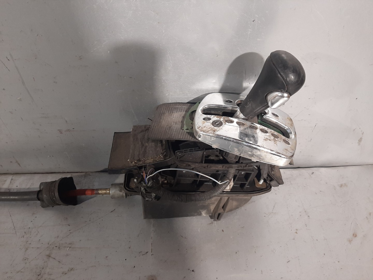 DIJELOVI SALTEBLA AUDI A6 > 97-01 4B0713041