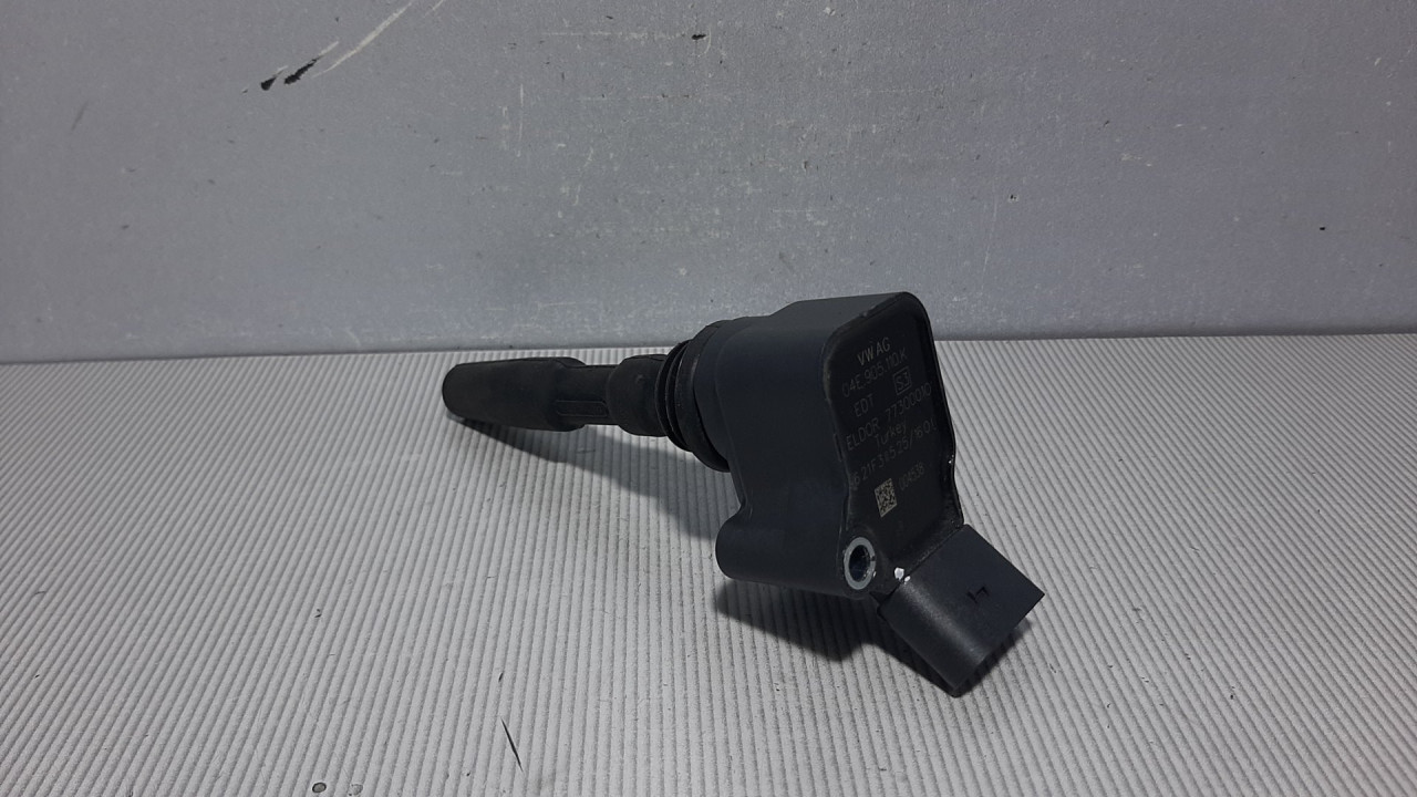 DIJELOVI BOMBINA AUDI A1 > 14- 04E905110K