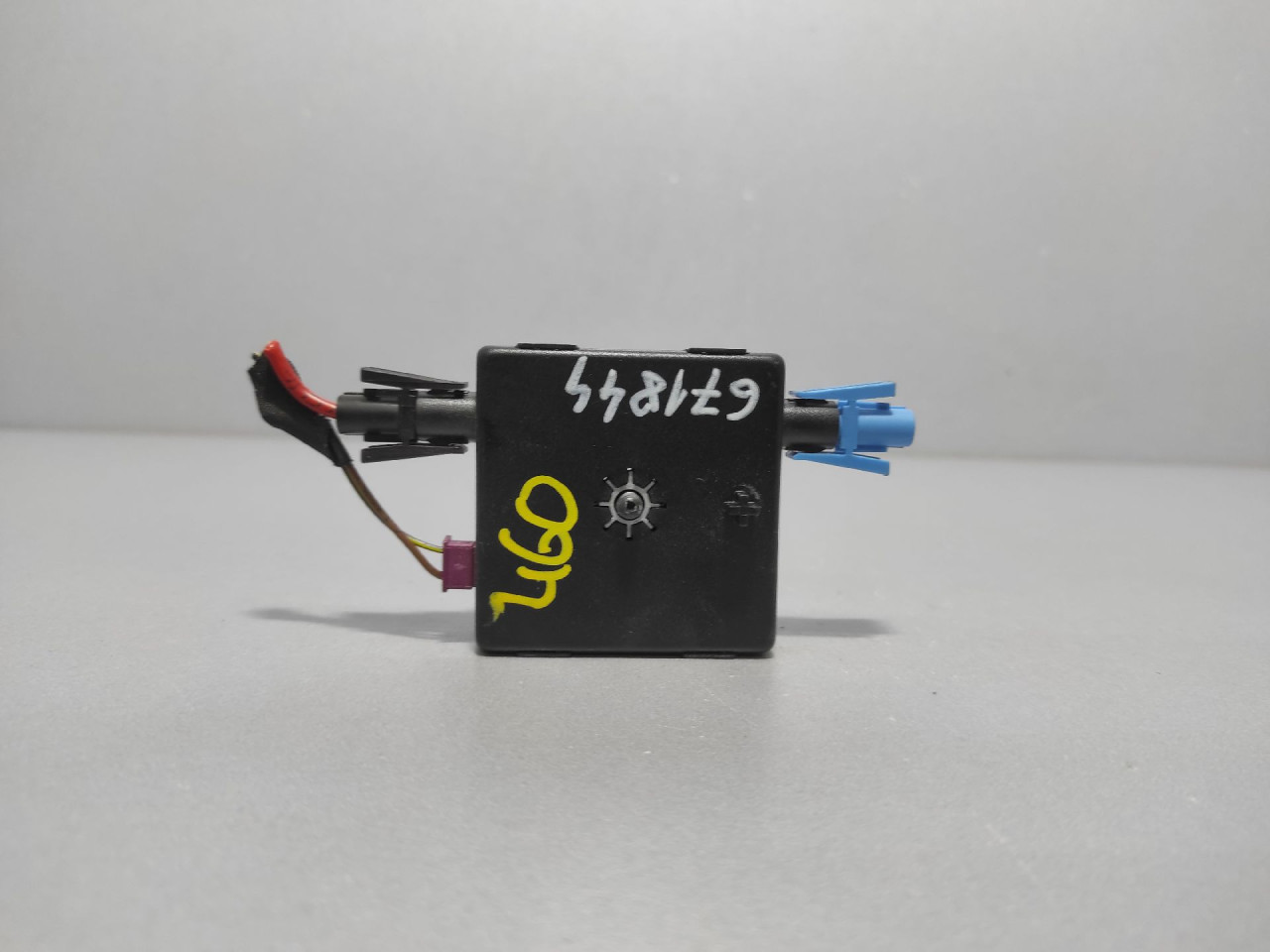 DIJELOVI ANTENA BMW X5 (F15) M-TECH > 13-18 928708