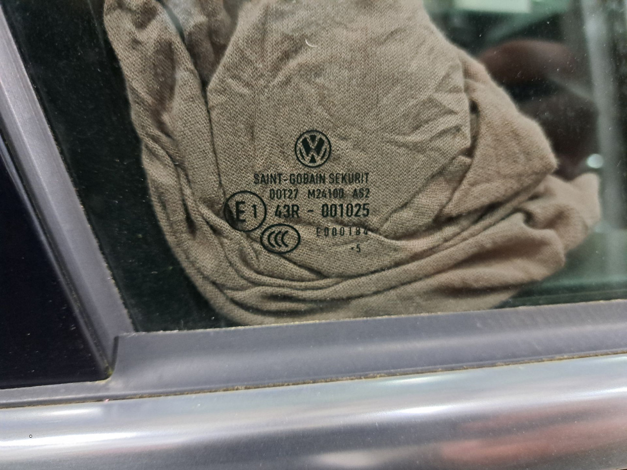 DIJELOVI STAKLO VW TIGUAN > 11-15