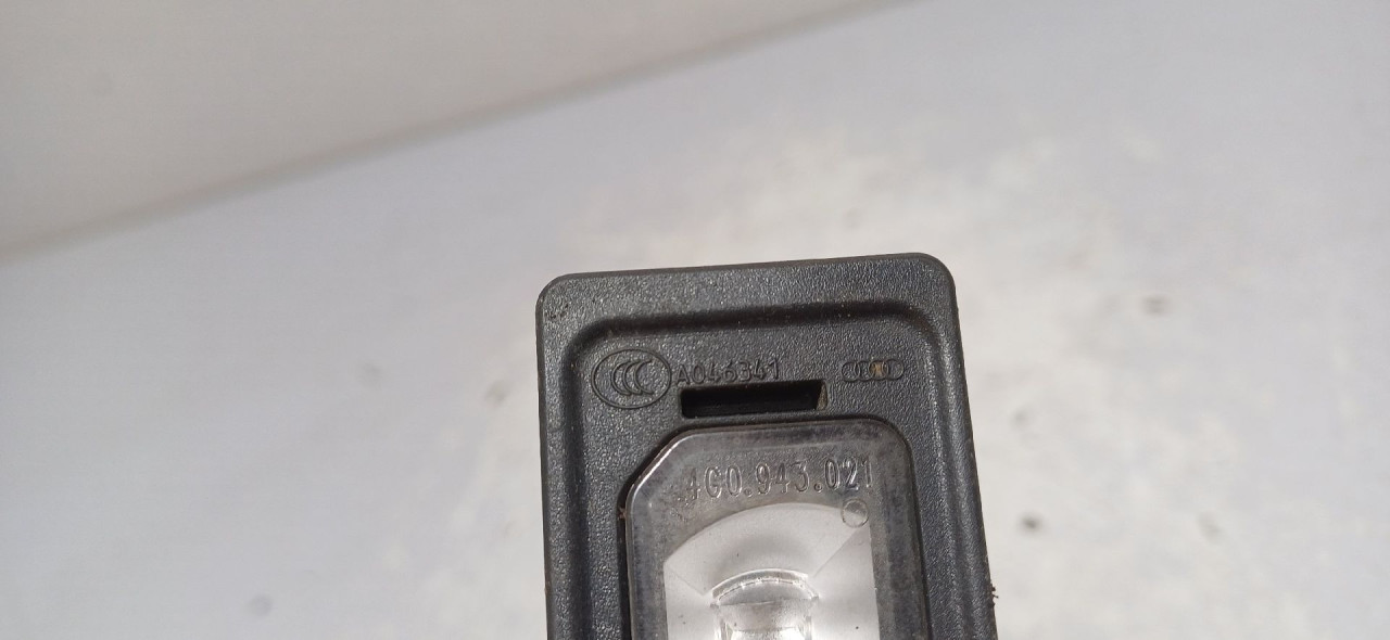 RASVJETA TABLICA AUDI Q3 > 11-15 4G0943021