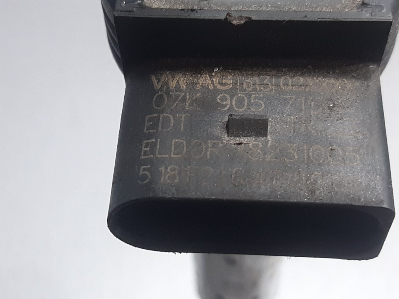 DIJELOVI BOMBINA AUDI A3 > 03-08 07K905715F