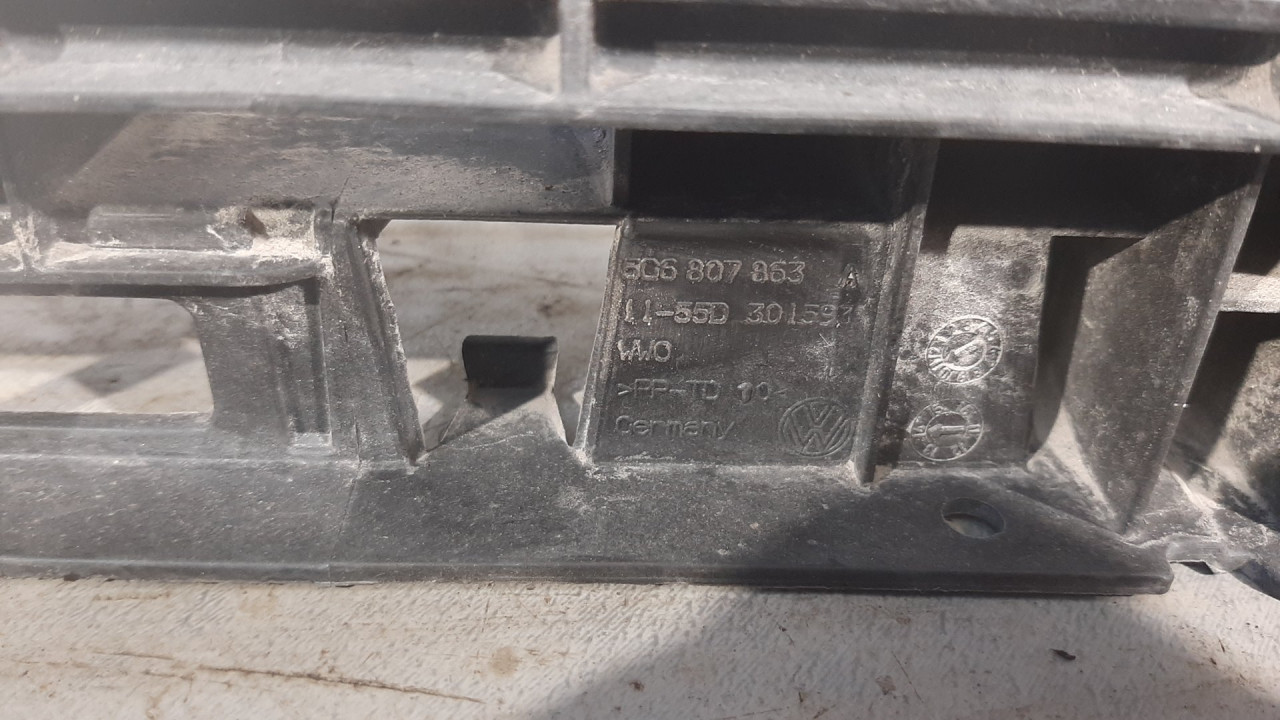 PLASTIKA BRANIKA VW GOLF 7 > 12-16 5Q6807863