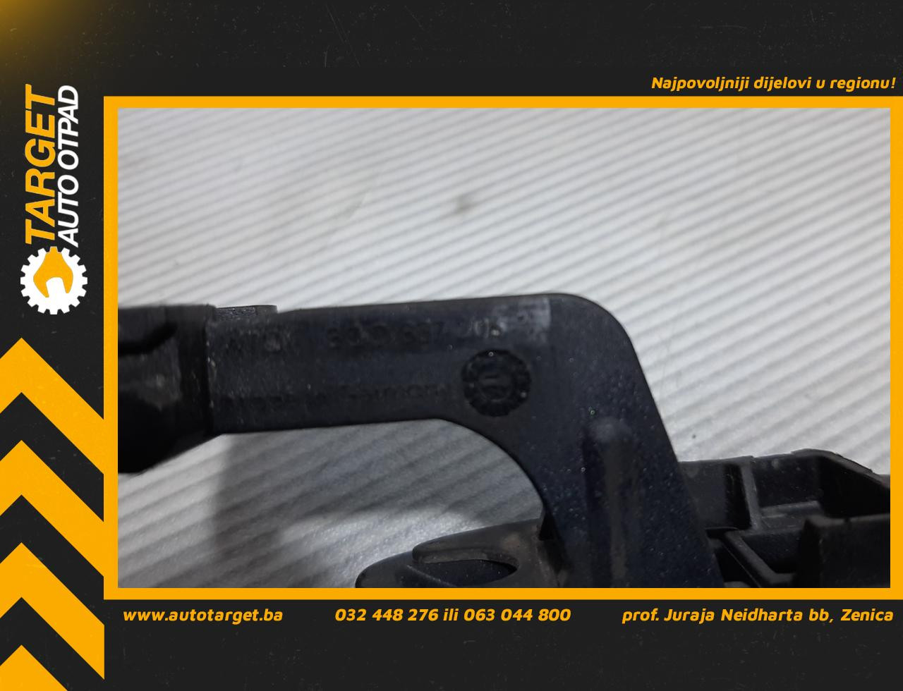 DIJELOVI RUCKA VRATA VW PASSAT B6 > 05-10 3C0837206
