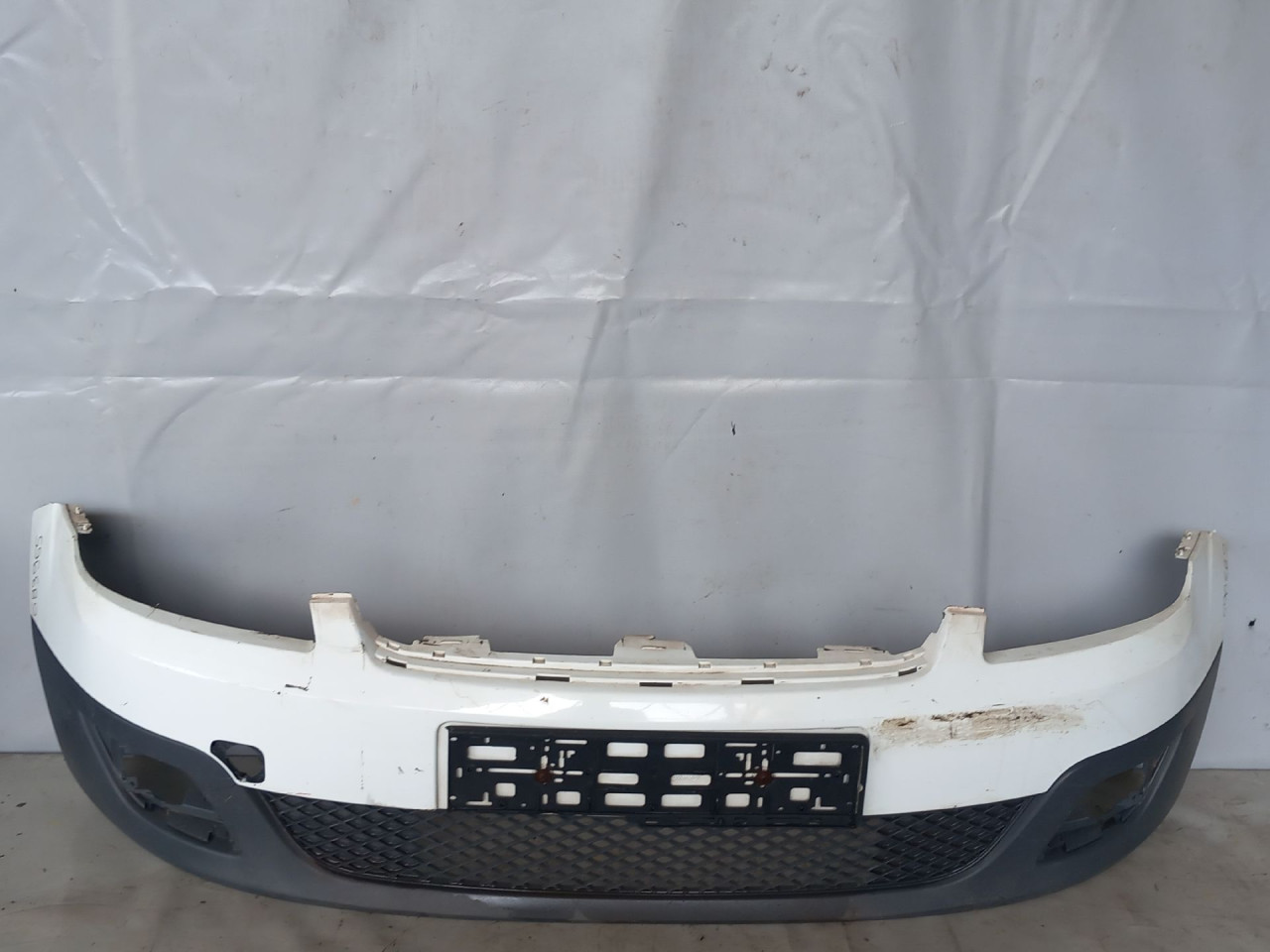 DIJELOVI BRANIK FORD FIESTA > 06-08 6S6117757C
