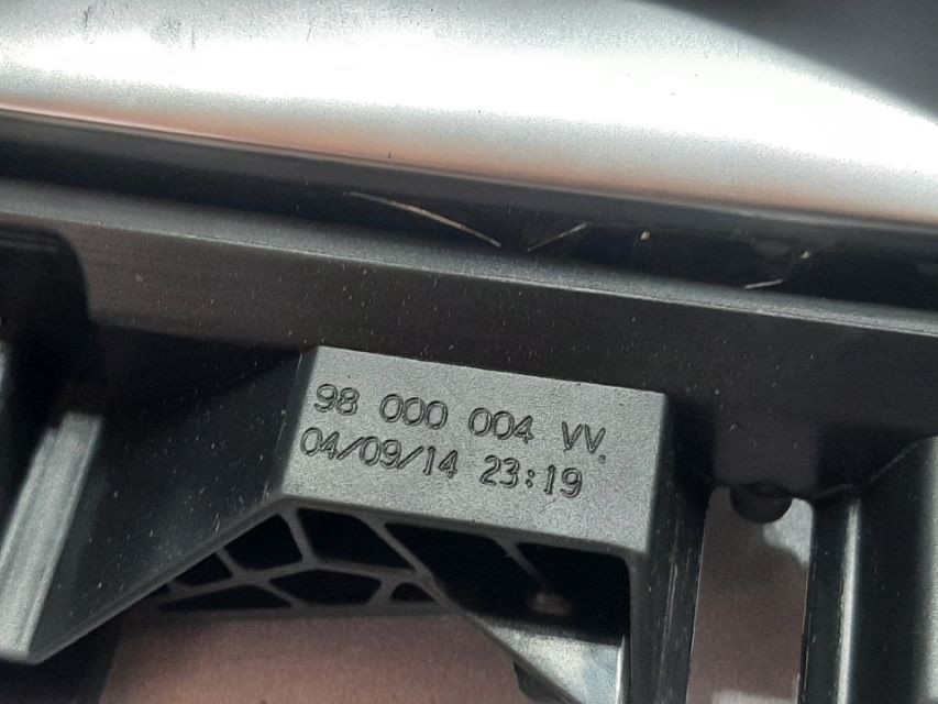 UNUTRASNJA RUCKA VRATA PEUGEOT 308 > 13-17 98000004VV