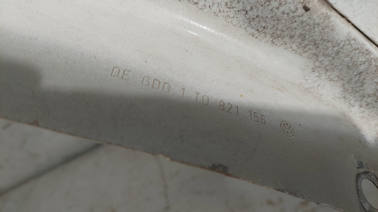 DIJELOVI BLATOBRAN VW TOURAN > 10-15 1T0821156