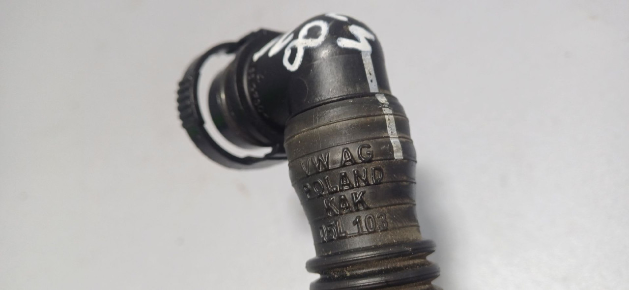DIJELOVI CRIJEVO VW GOLF 8 > 19- 2.0 05L103493A