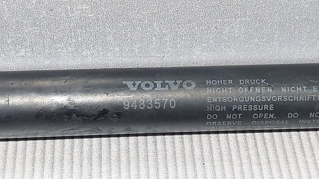 AMORTIZER HAUBE VOLVO S40/V50 > 04-07 9483570
