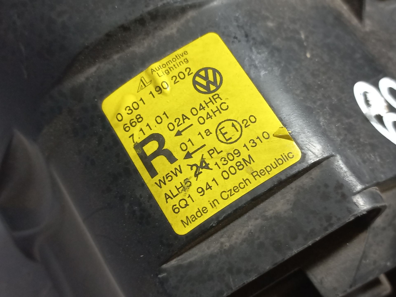 DIJELOVI FAR VW POLO > 01-05 6Q1941008M