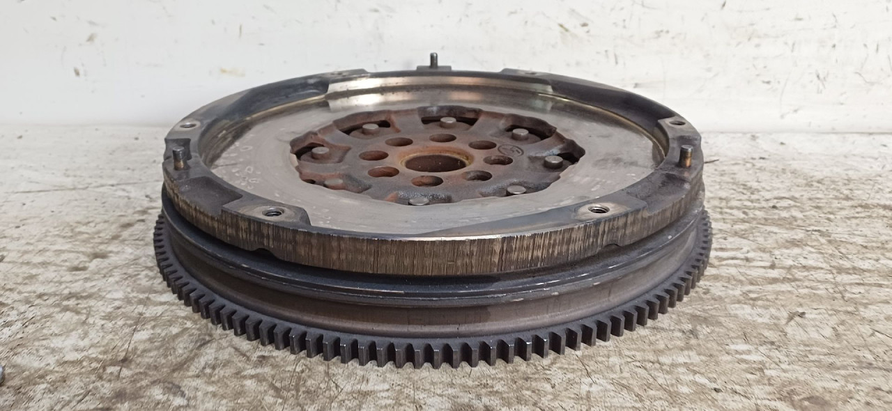 DIJELOVI ZAMAJAC OPEL MOVANO > 14- 415049510