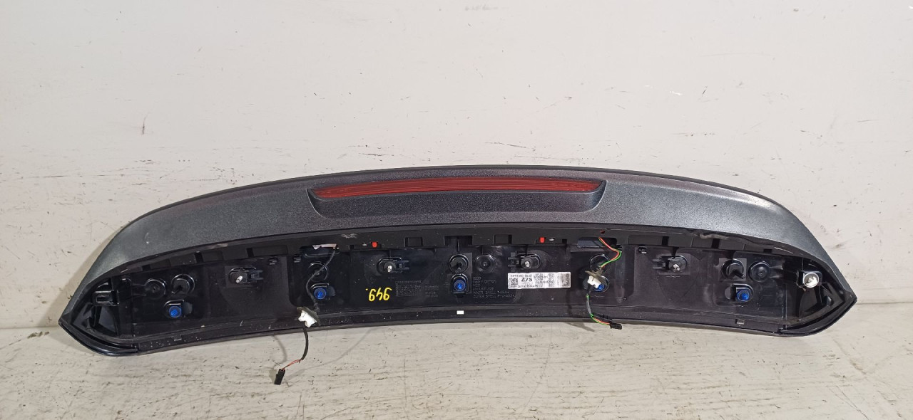 DIJELOVI SPOJLER AUDI A4 (B9) > 19- 8W9827933