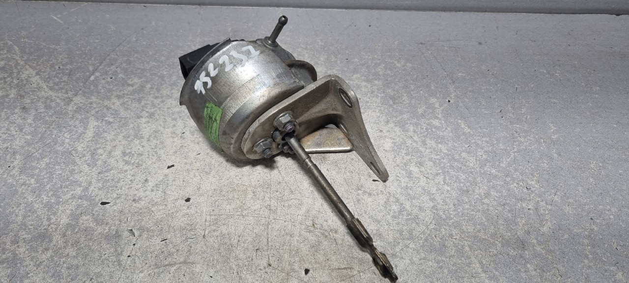 DIJELOVI VAKUM TURBINE VW PASSAT B7 > 10-14 2.0