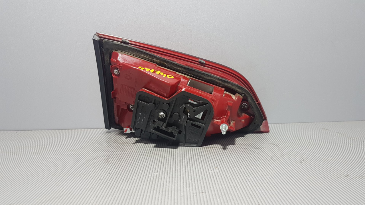 STOP SVJETLO AUDI A4 (B8) > 07-11 8K5945094B