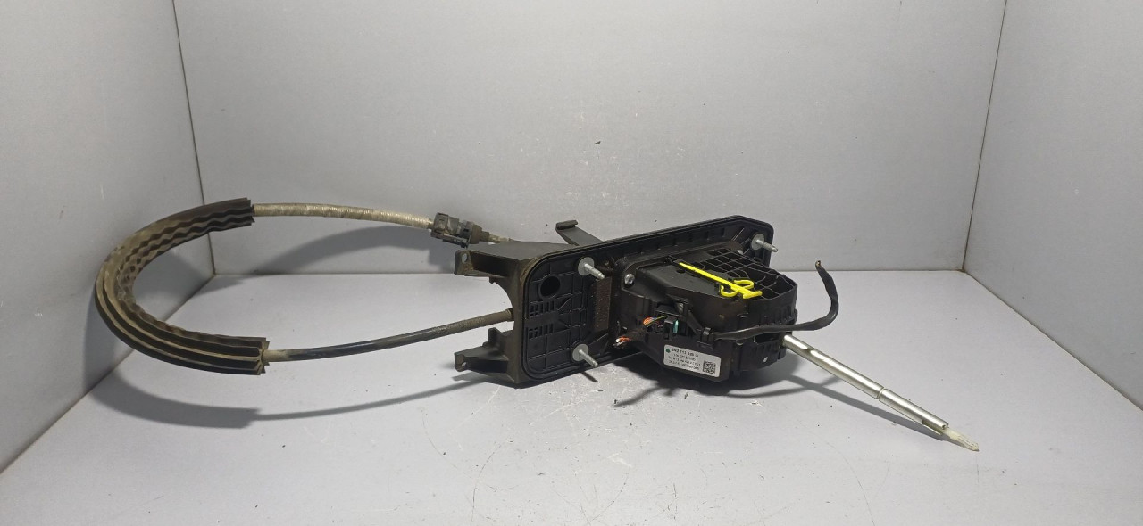 DIJELOVI SALTEBLA AUDI Q3 > 11-15 5N2713025G