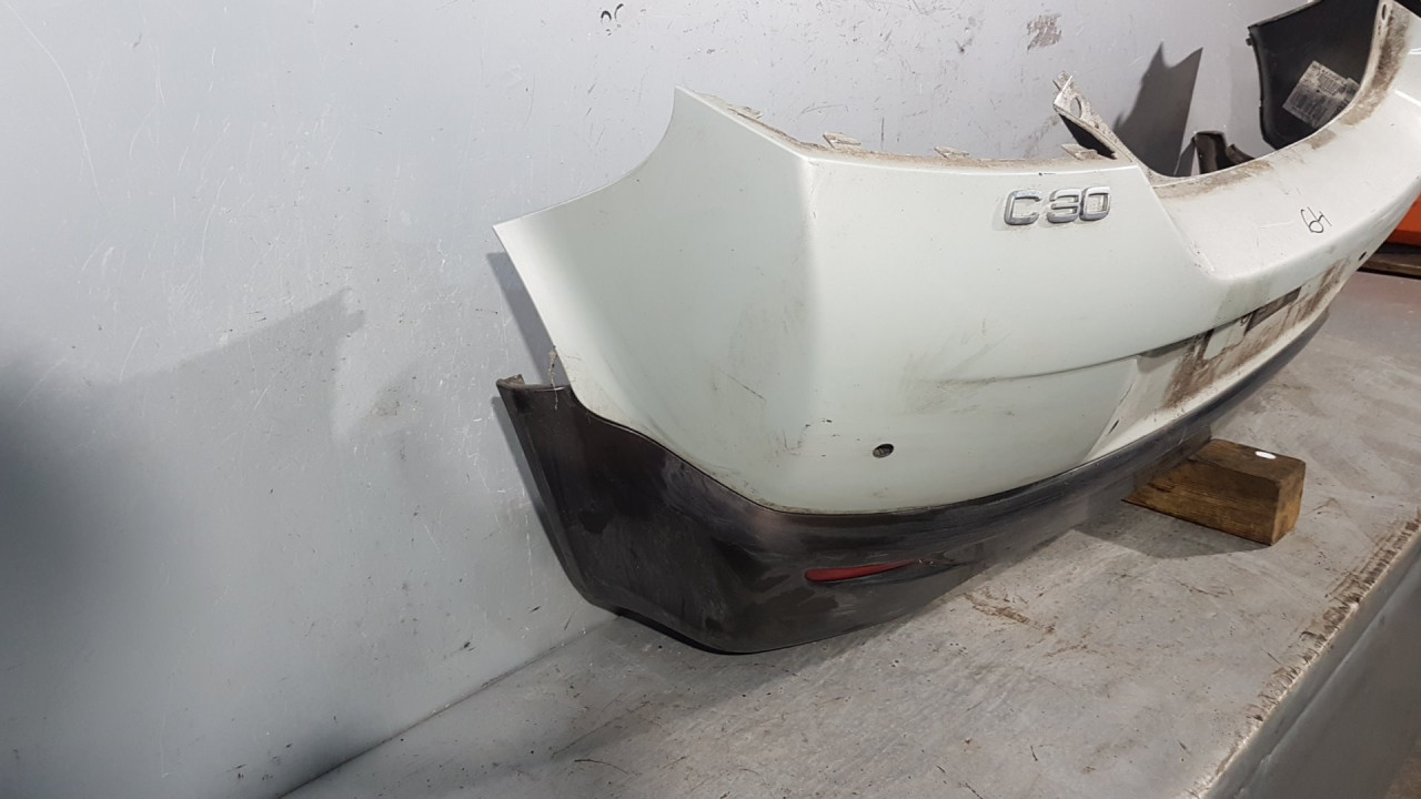 DIJELOVI BRANIK VOLVO C30 > 06-09 30657208