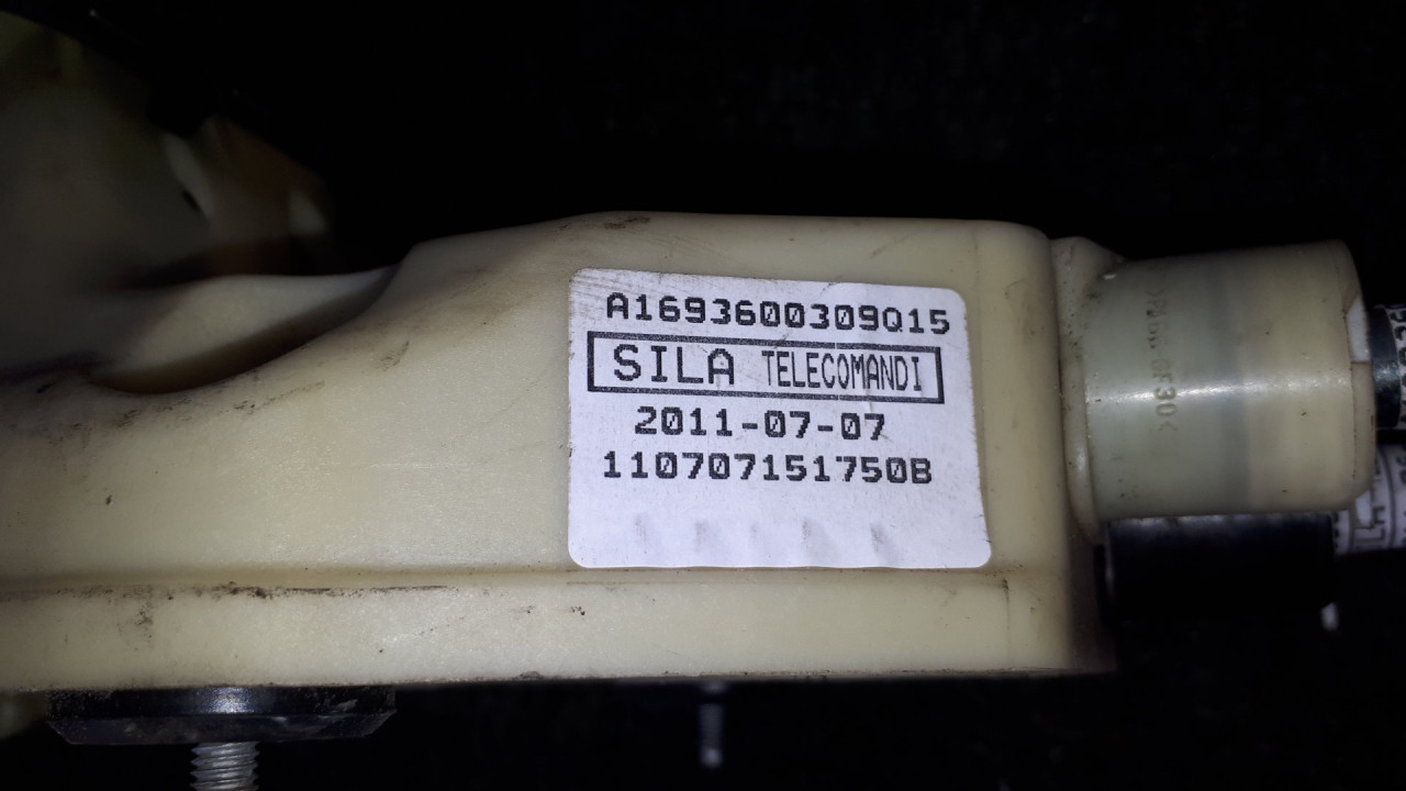 SALTEBLA MERCEDES A KLASA (W169) > 08-12 A1693600309