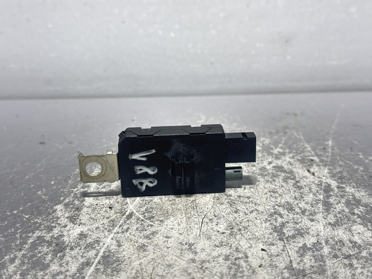 DIJELOVI ANTENA PEUGEOT 2008 > 13-16 9673439280