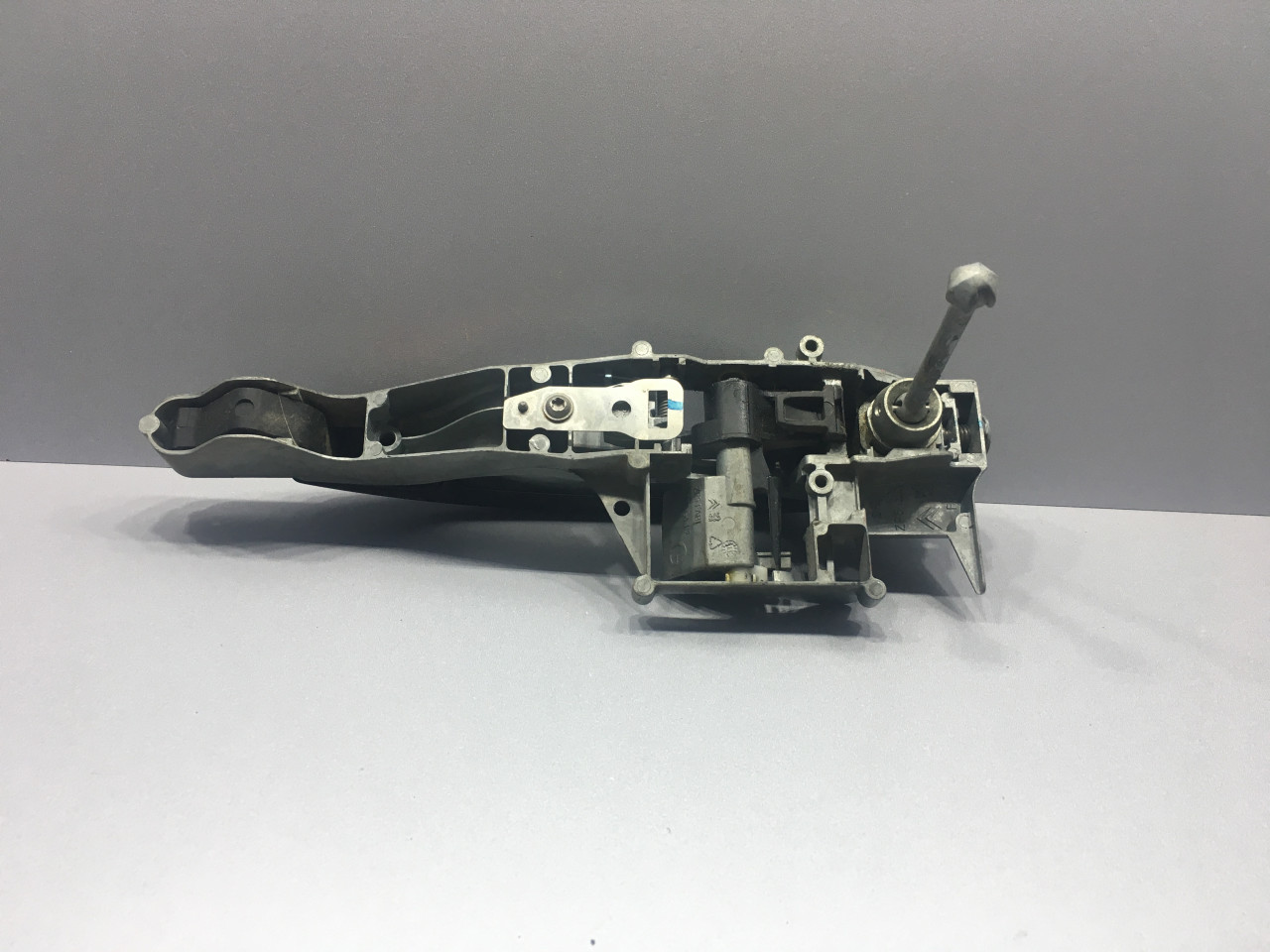 RUCKA VRATA PEUGEOT 208 > 12-15 9680168680