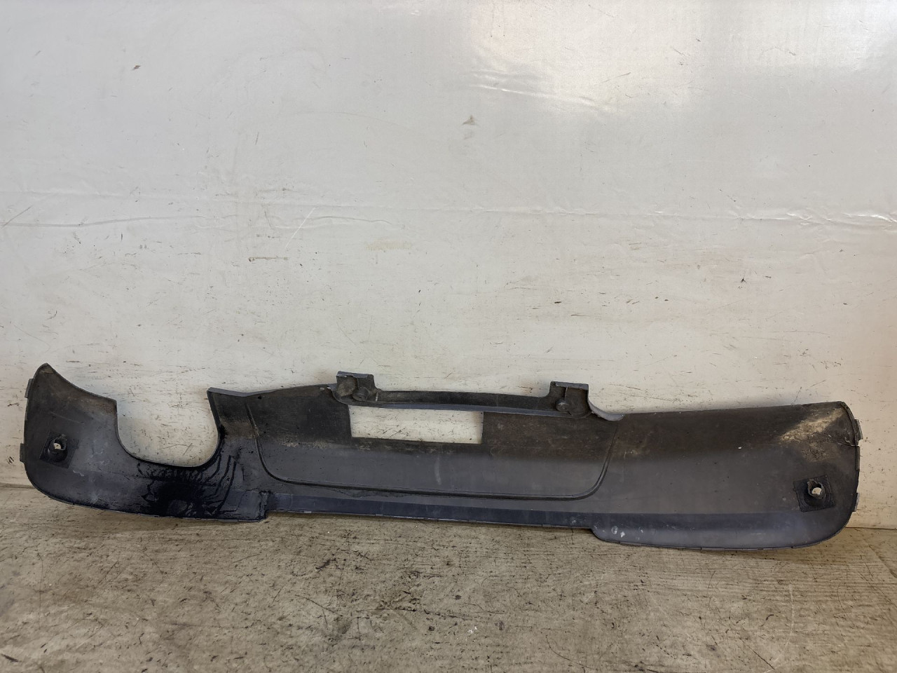 DIFUZOR BMW SERIJA 5 (F07) GT > 09-12 51128051223