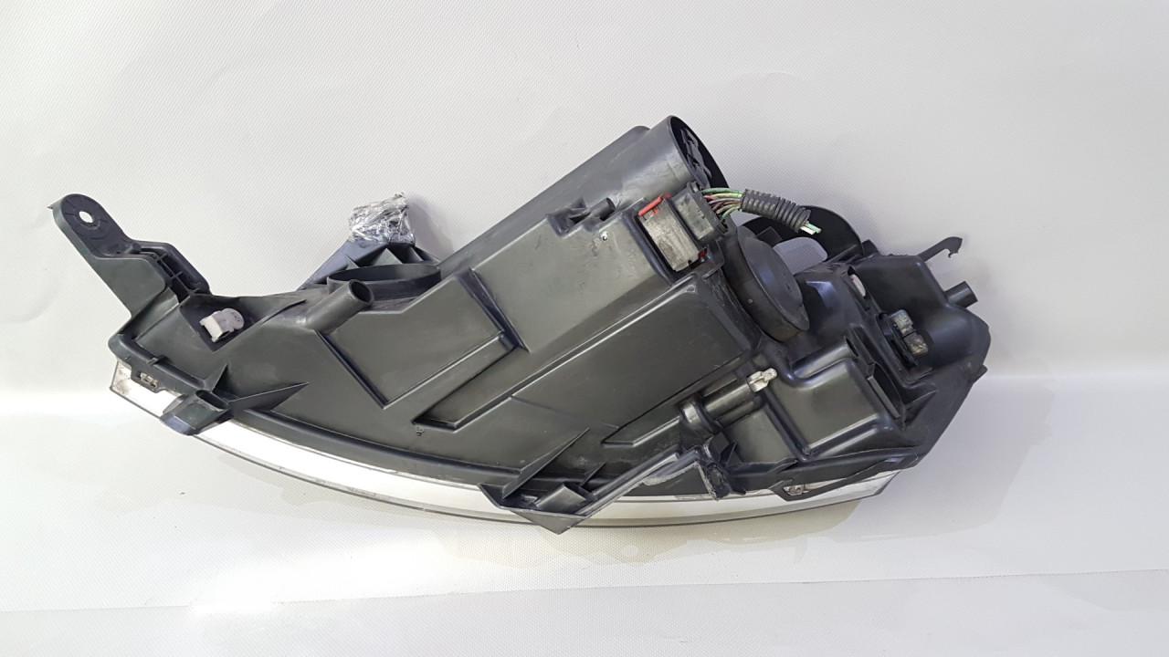 DIJELOVI FAR CITROEN JUMPY > 07-16 89902604