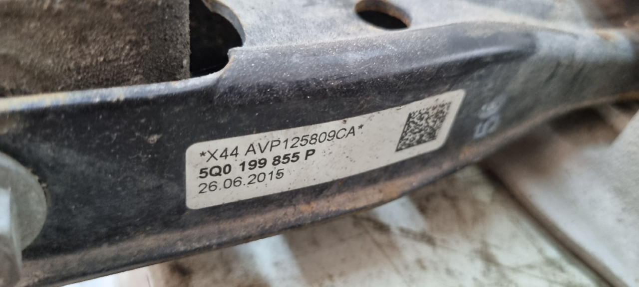 DIJELOVI NOSAC VW PASSAT B8 > 14- 5Q0199855P