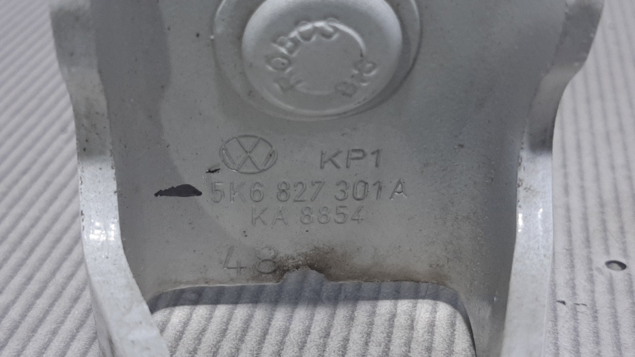 BAGLAMA GEPEKA VW GOLF 6 > 08-12 5K6827301A