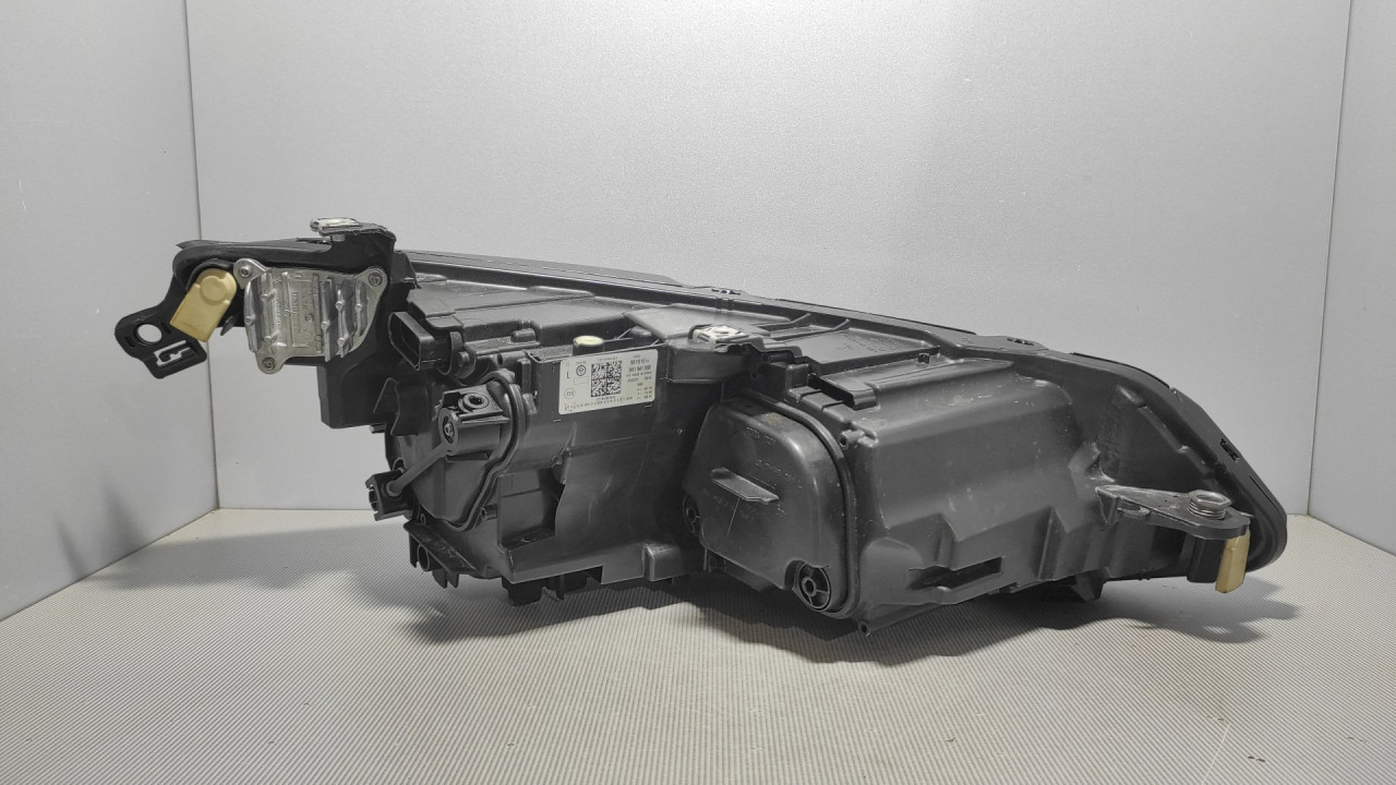 DIJELOVI FAR VW GOLF 8 > 19- 5H1941059