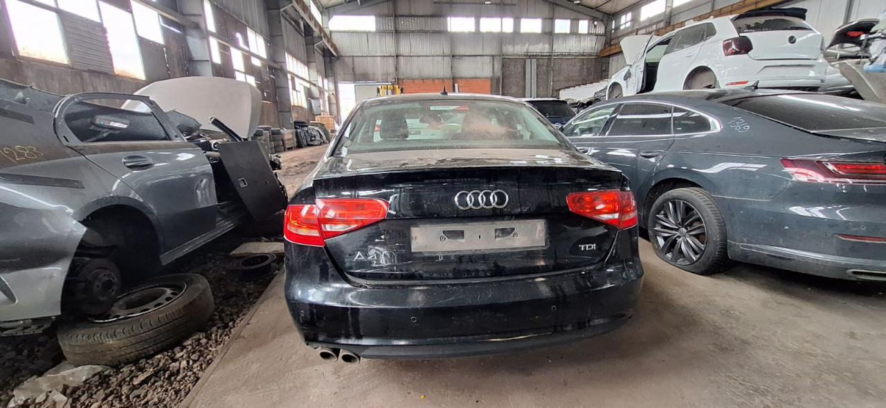 DIJELOVI AUDI A4 (B8) > 12-15 2.0 Dizel CJCB MOTOR