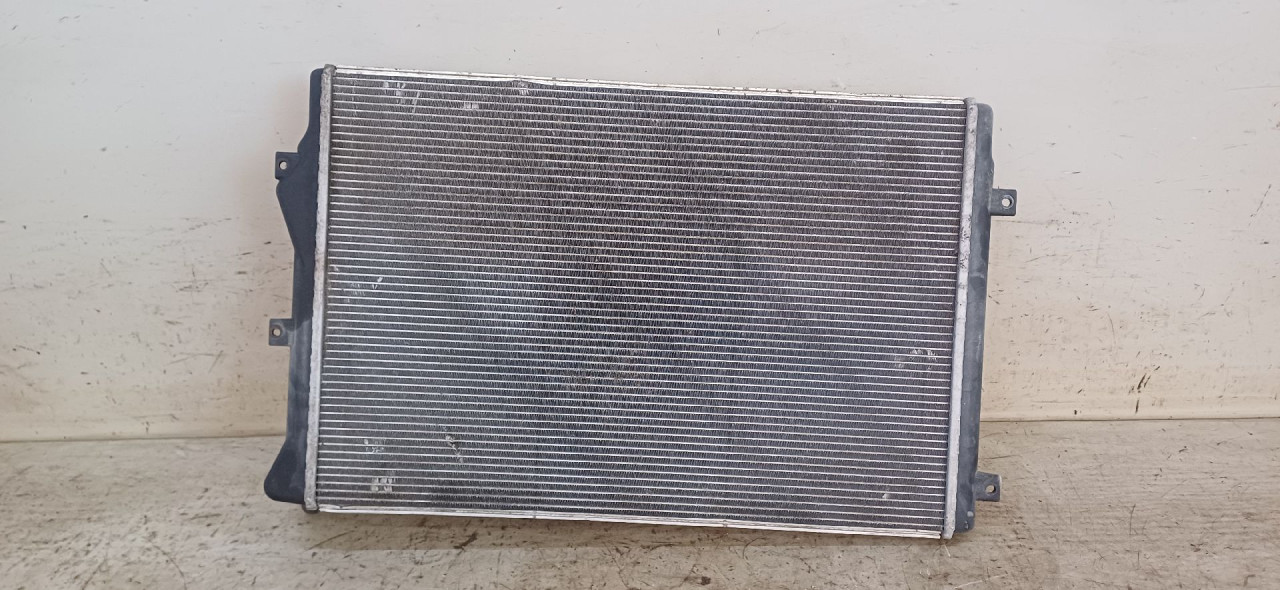 HLADNJAK VODE VW PASSAT B6 > 05-10 1K0121253L