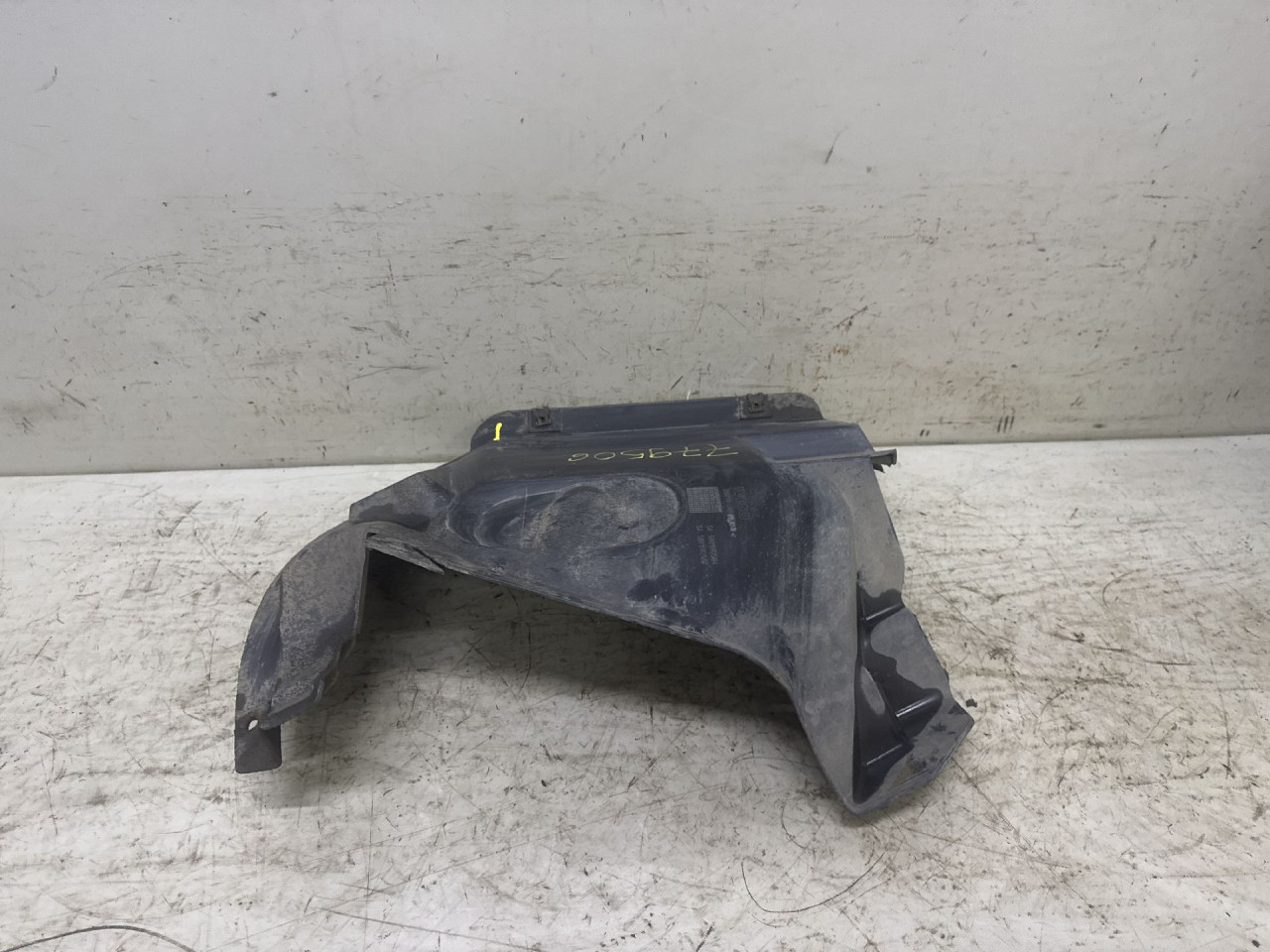 UNUTRASNJI BLATOBRAN IVECO DAILY > 14- 5801592584