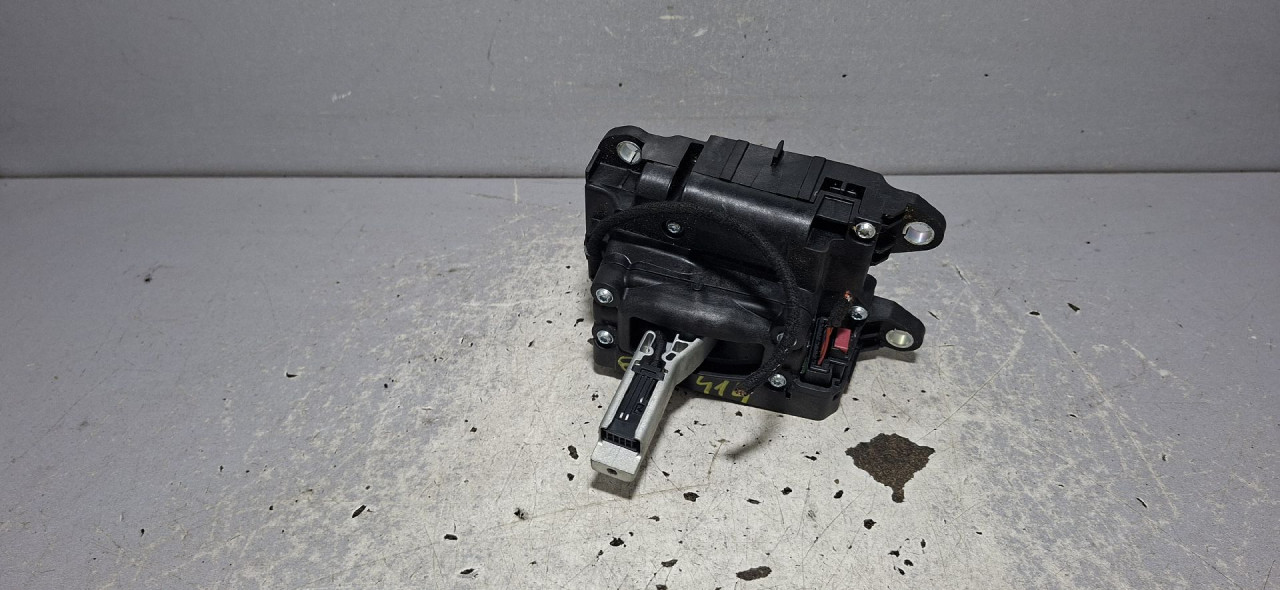 DIJELOVI SALTEBLA AUDI A4 (B9) > 15-18 2.0 8W2713041G