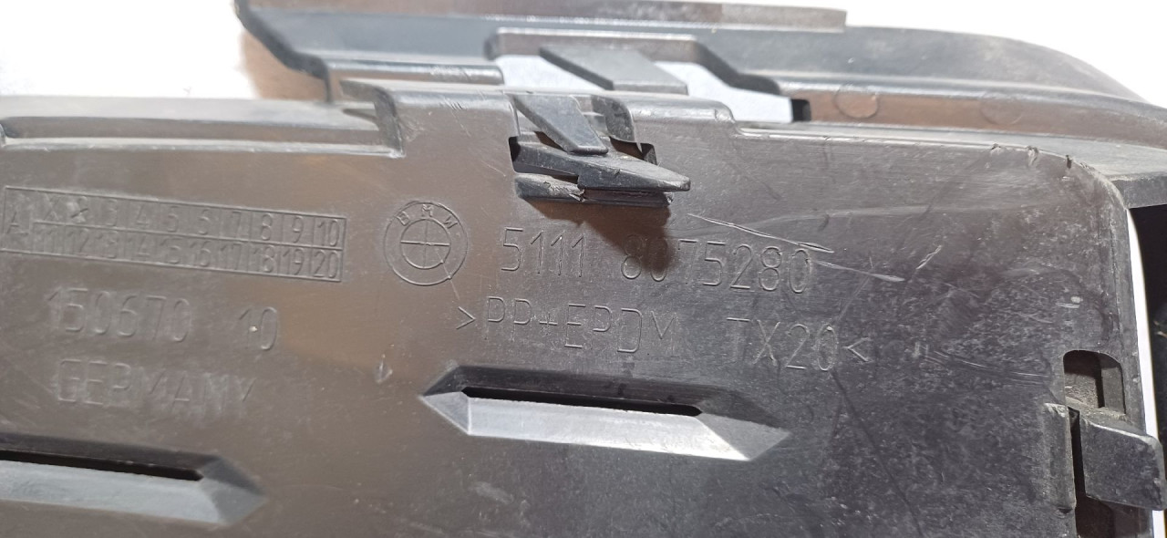 RESETKA BRANIKA BMW SERIJA 8 (G15) > 2018 - 51118075280
