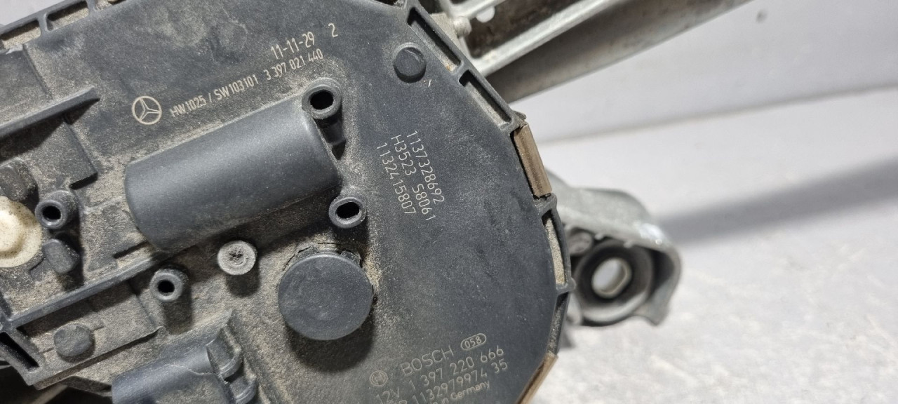 MOTORIC PREDNJEG BRISACA MERCEDES E KLASA (C207/A207) > 09-13 113