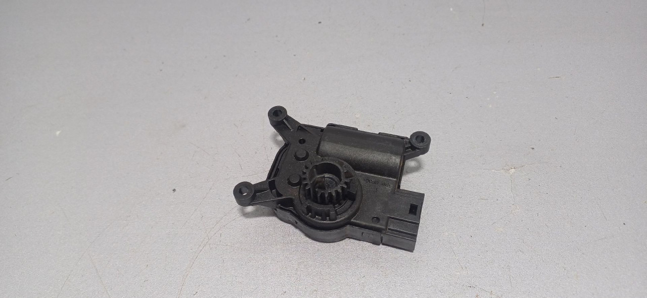DIJELOVI MOTORIC KLAPNE VW TIGUAN > 16-20 2.0 2Q0907511G