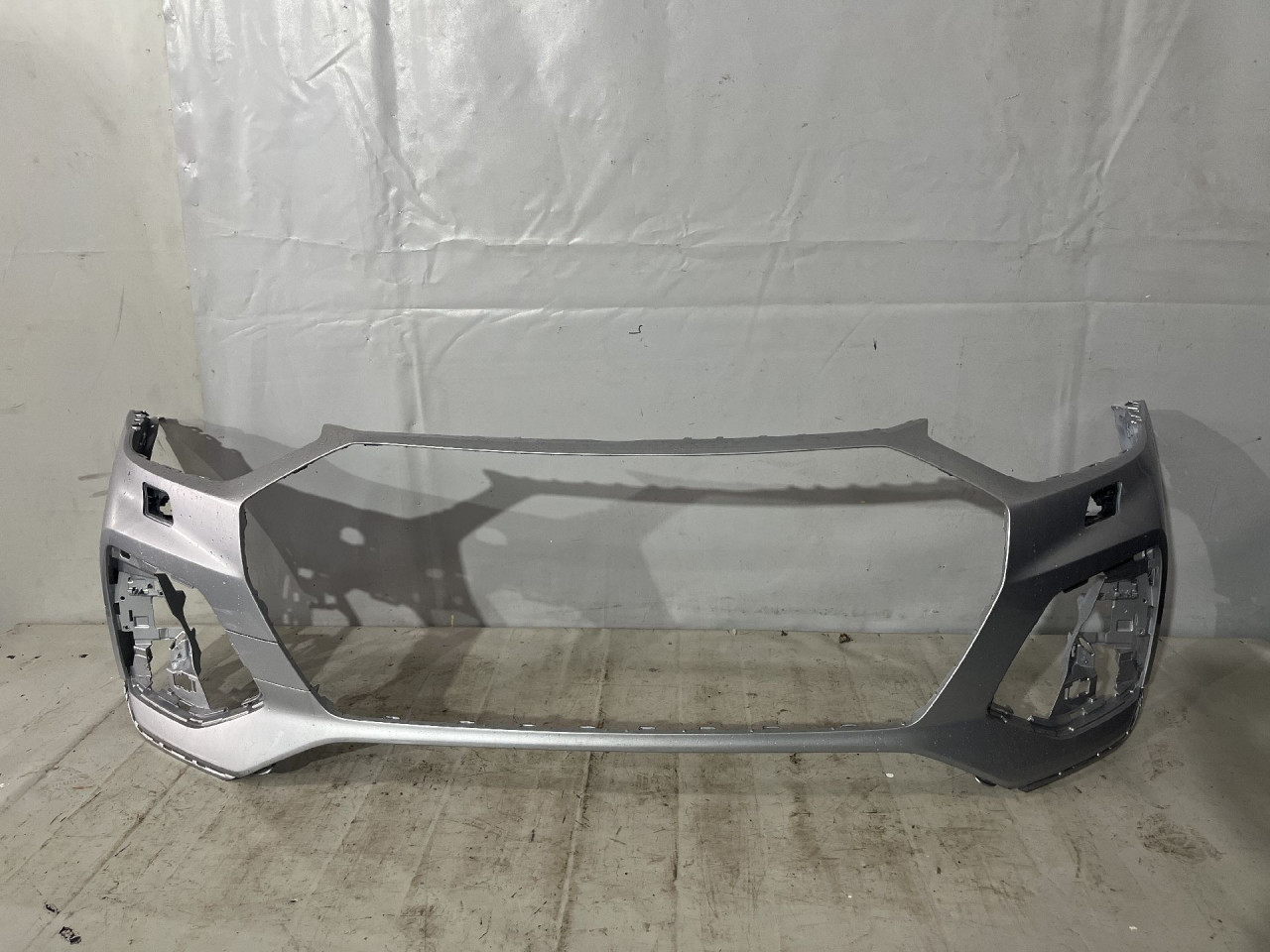 DIJELOVI BRANIK AUDI Q5 (FY) > 17 - 20  80A807437P