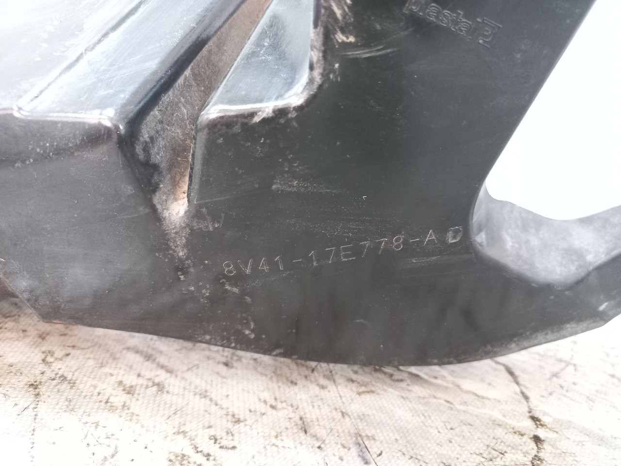 POTPORA PREDNJEG BRANIKA FORD KUGA > 13-16 8V4117E778AD