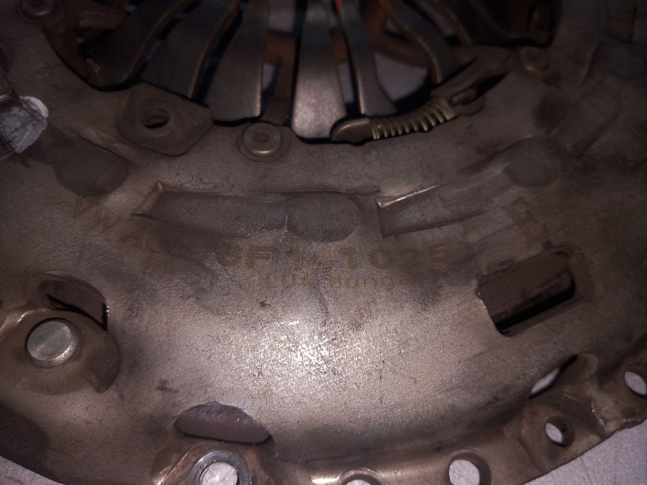DIJELOVI KORPA VW TIGUAN > 11-15 06F141025