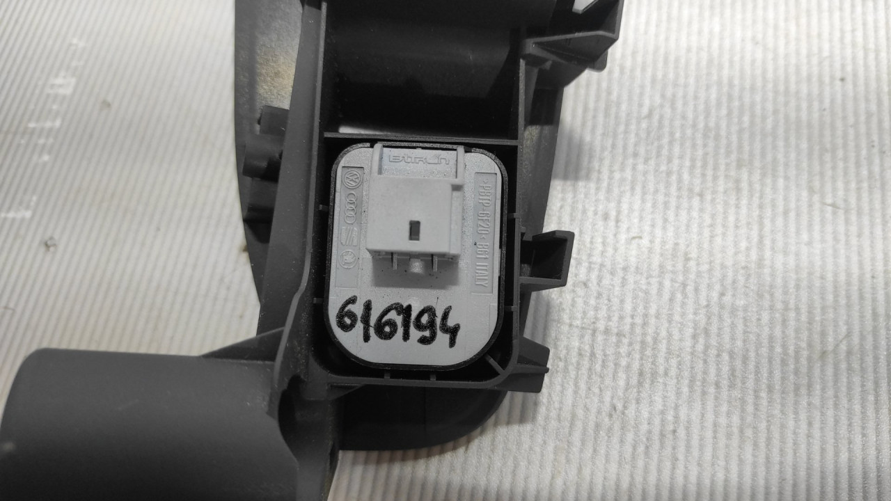 DIJELOVI PREKIDAC AUDI A4 (B8) > 07-11 8K0959565B