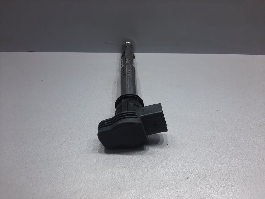 DIJELOVI BOMBINA AUDI A3 > 03-08 07K905715F